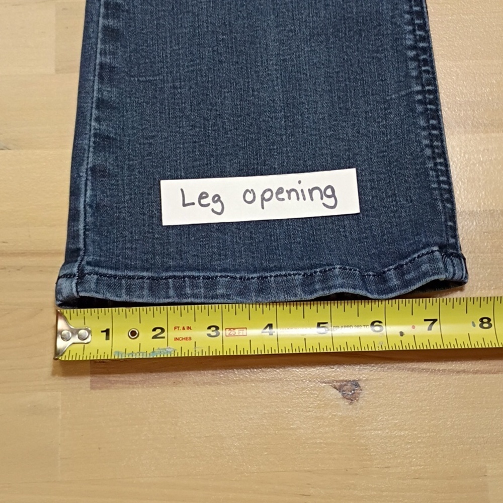 Democracy Women's Dark Wash Bootcut Jeans Size 2 - Picture 11 of 11